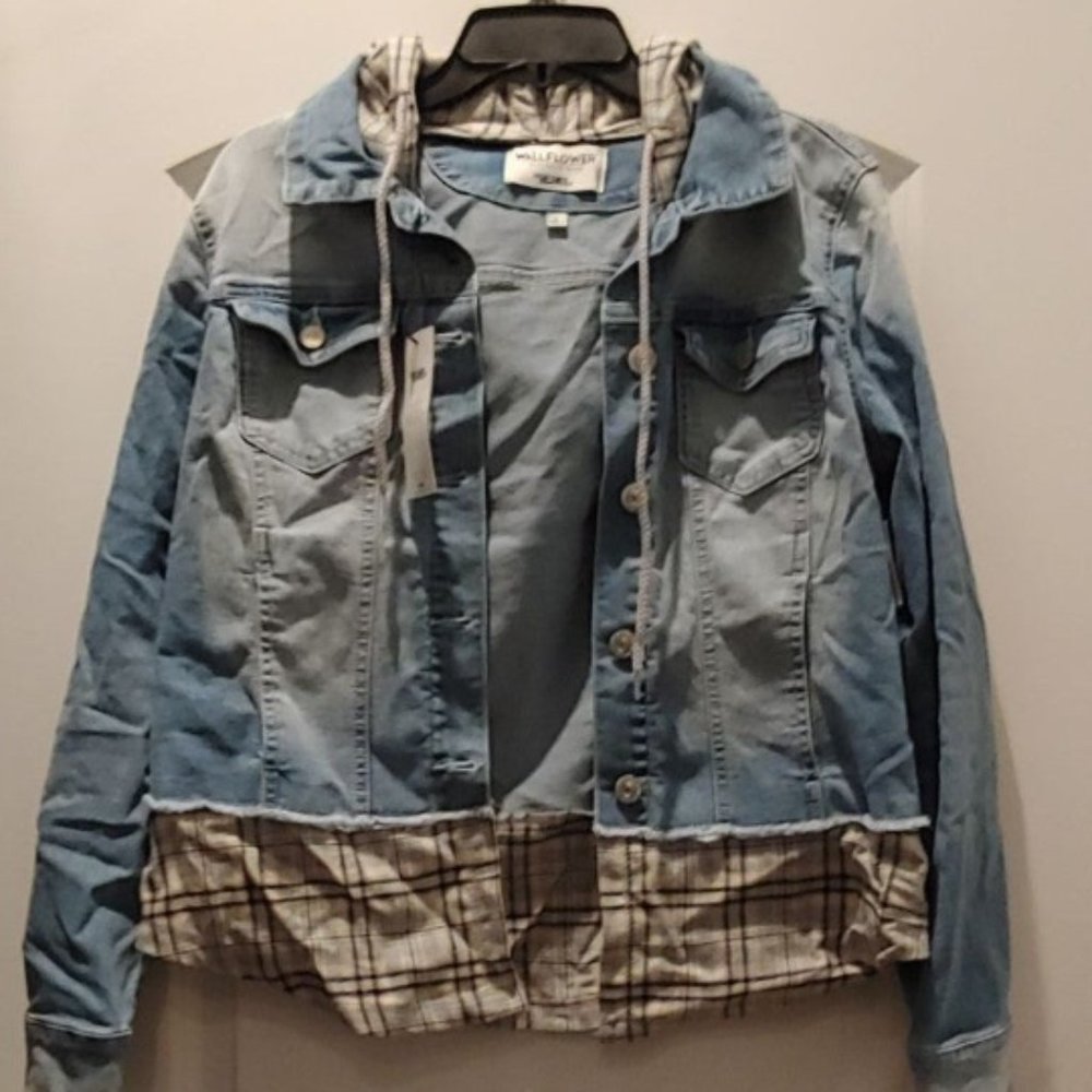 Wallflower Jacket with Flannel Size LG
